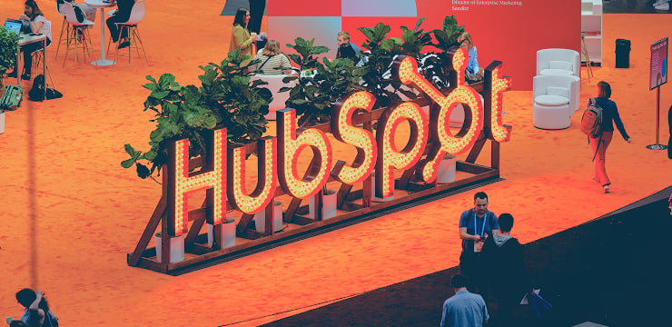 2.2 HubSpot